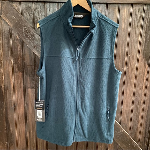 NWT Mountain Khakis Apex pop top vest in cascade, size M - Picture 2 of 7